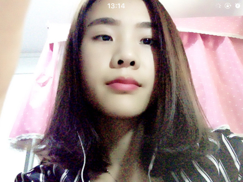 两片大西瓜的主播海报