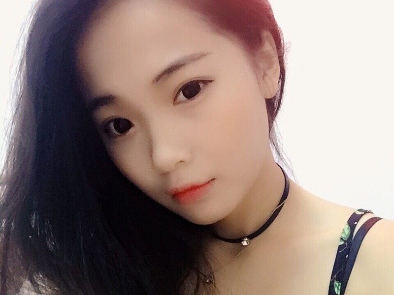 奶糖、Baby💋的主播海报