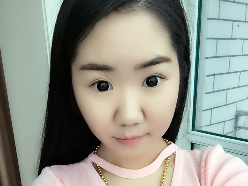 h慧颖y的主播海报