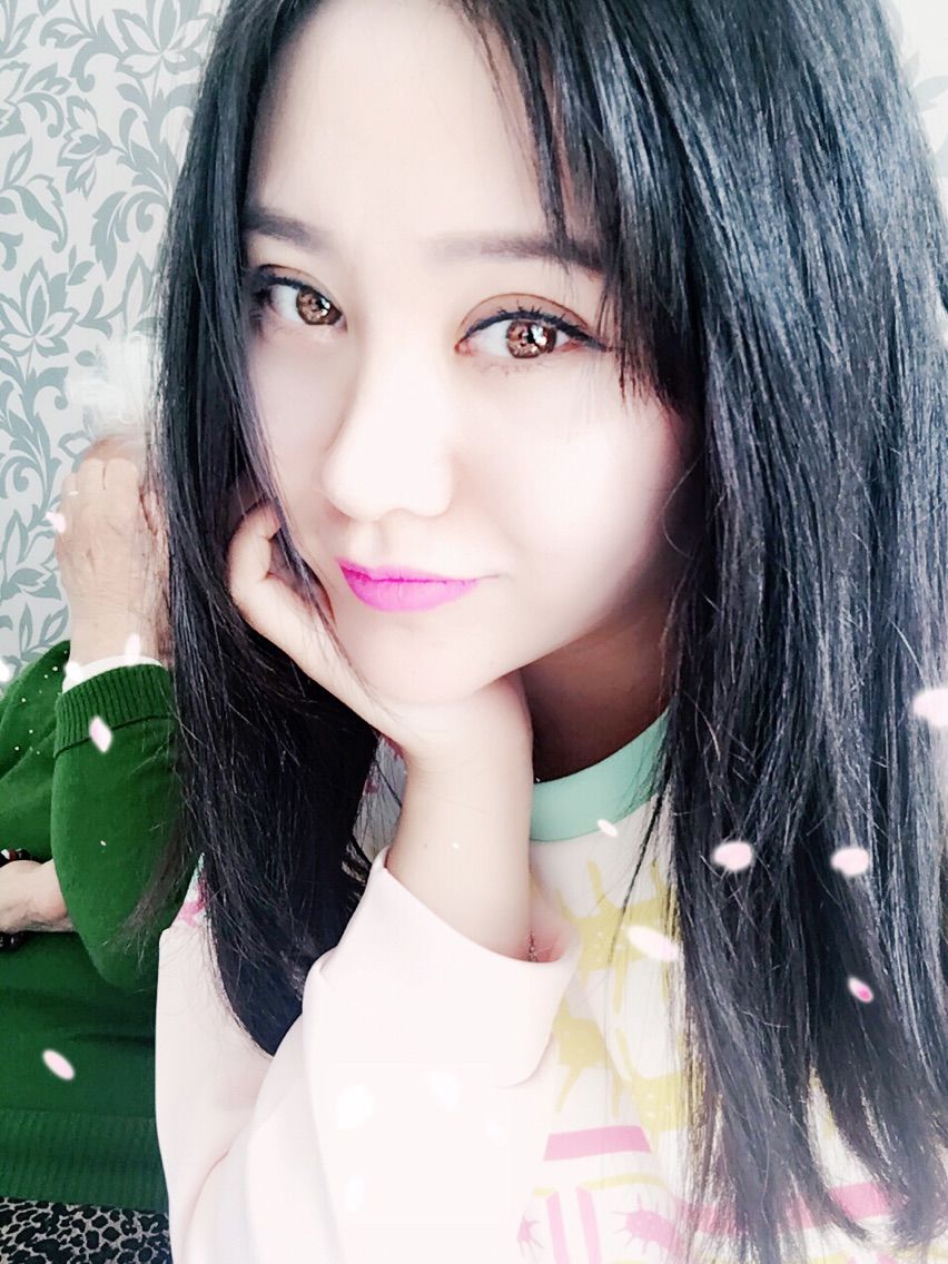 軟妹暖小冰的主播照片