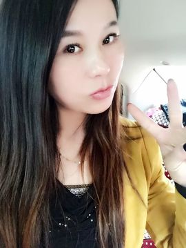 秀心乐主播照片