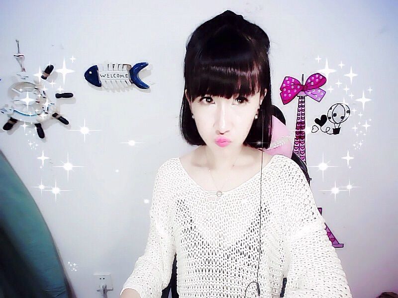 小涵涵♡的主播照片