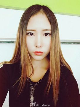 萌萌✨小门牙👄主播照片