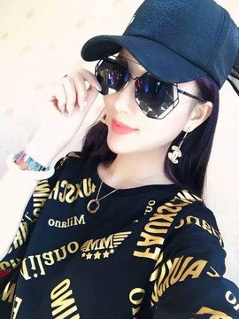 🍑小ღ孩✨主播照片