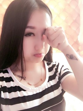 谁挡着我喝风主播照片