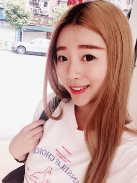 萌主笑笑😋主播照片