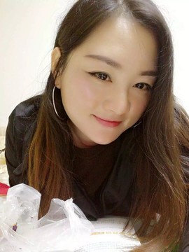 经典翻唱《米拉》主播照片