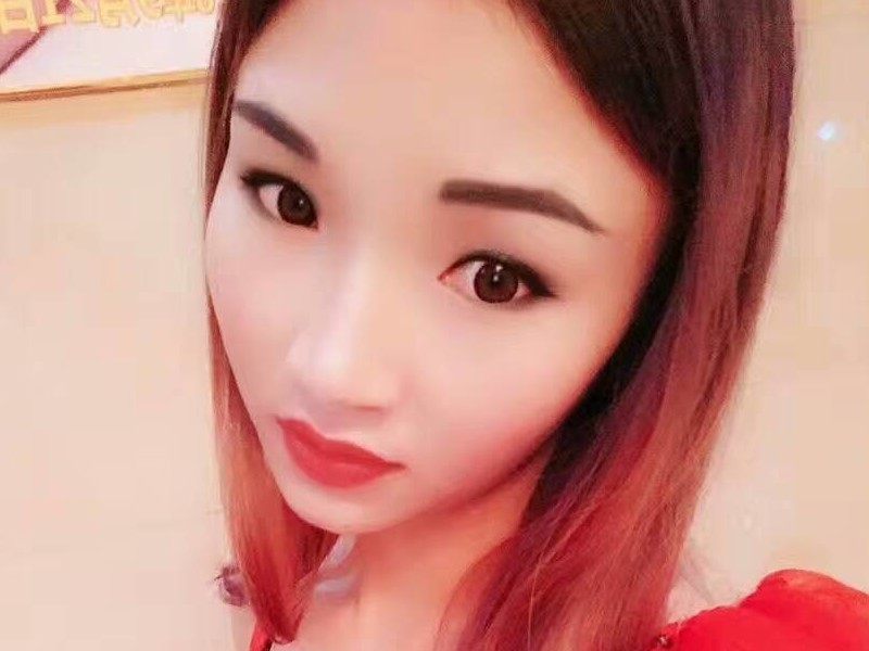 偶像派v的主播海报