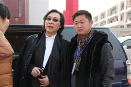 经纪人阿吉主播照片