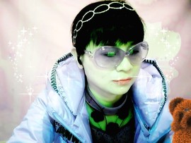 绿野歌飞主播照片