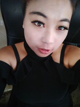 活宝黑妮主播照片