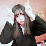 劝老爷爷等绿灯的菇娘