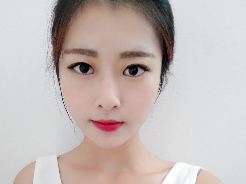 大宝贝巧儿的主播海报