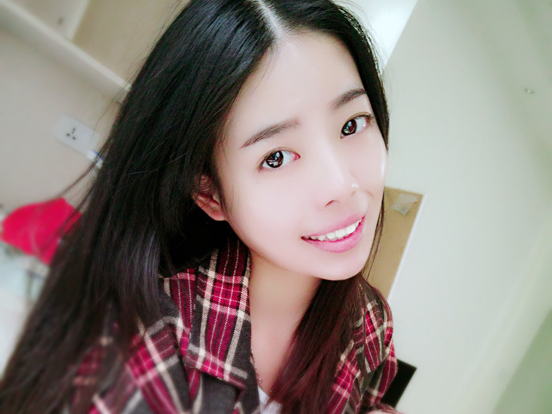 。。。。玉儿的主播海报