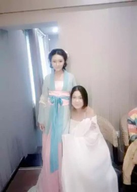 苏希尔主播照片