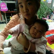 邹蕊擎和邹婉擎双姐妹海报
