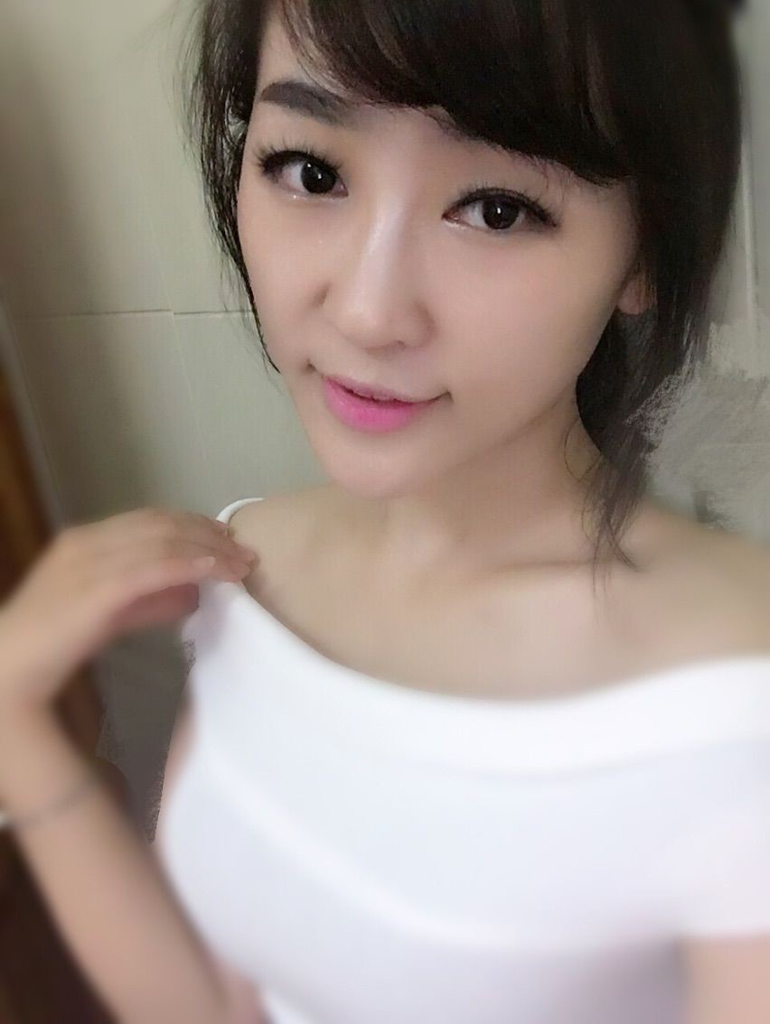 都在扯淡主播照片