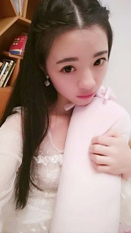 都在扯淡主播照片