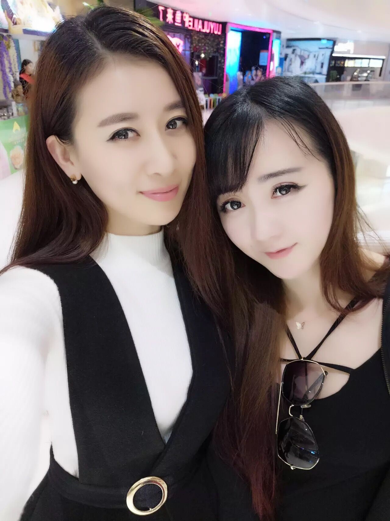 HV丿薇小爷的主播照片