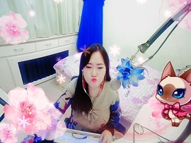 ♋吃土中的潘潘♋主播照片