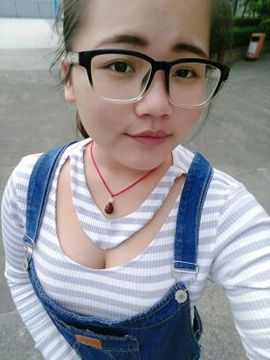 叫我霜哥主播照片
