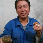 起早带晚不歇中，干到