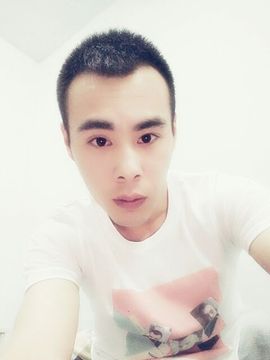 洋哥love静主播照片
