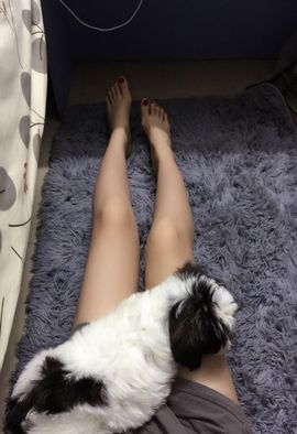筠筠哇主播照片