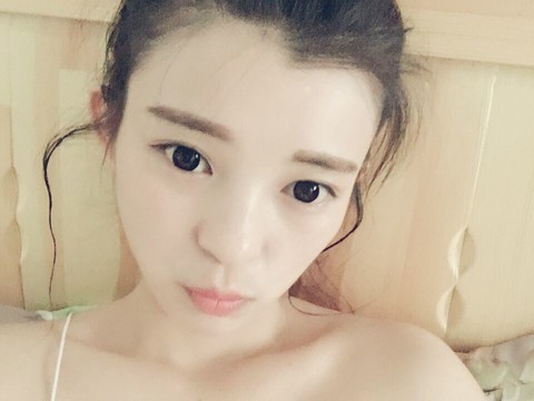 菲儿zy海报