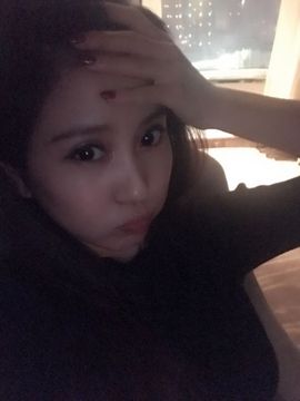 魅丽晴儿主播照片