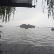 狂风暴雨2s海报