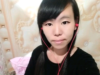 😭伤不起👧的主播照片