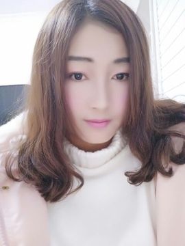 绿绿的小纯纯💓花雨主播照片