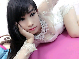 苦杏核主播照片