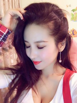 魅丽晴儿主播照片