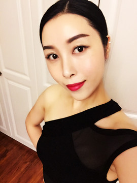 魅舞丶莹小莹主播照片