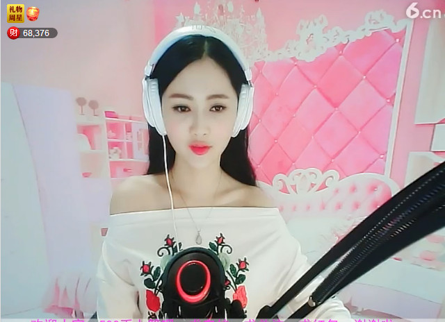 风中的风铃的图片