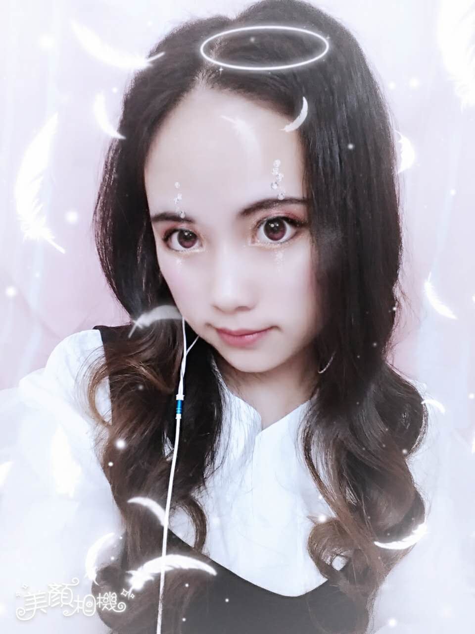 疯丫头℃的主播照片
