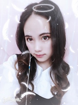 疯丫头℃主播照片