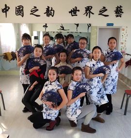 萌萌咳嗽休息主播照片