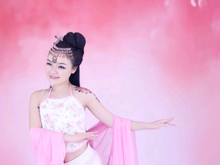 套马杆的主播照片