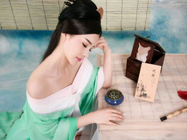 剑底扬尘主播照片