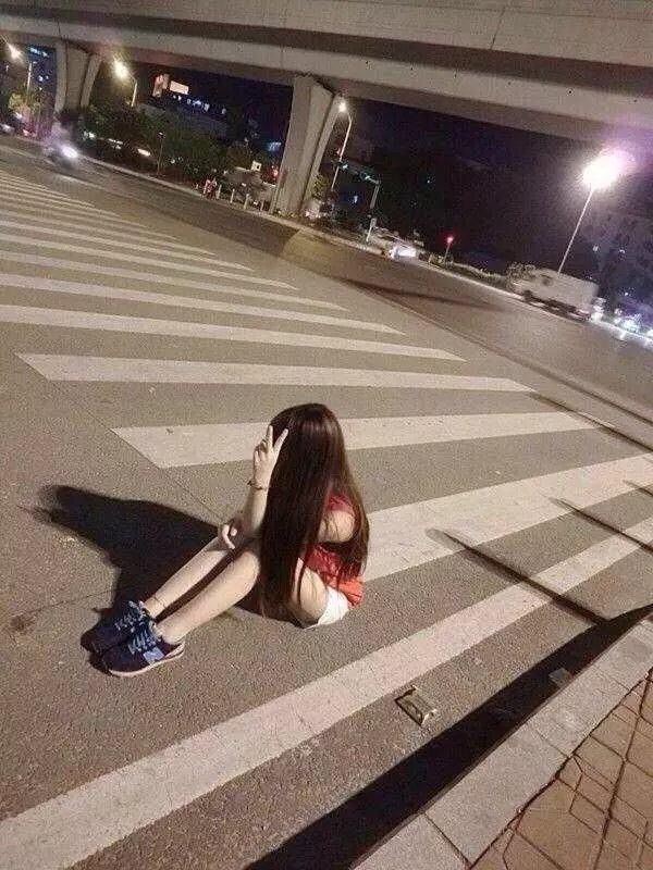 风中的风铃的图片