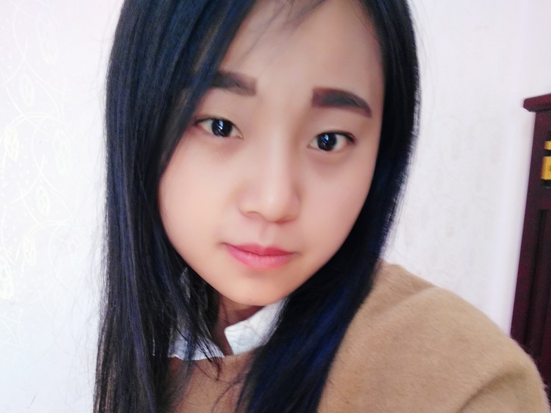 小青蛇青青的主播海报