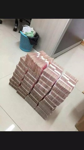 卡抡猫主播照片