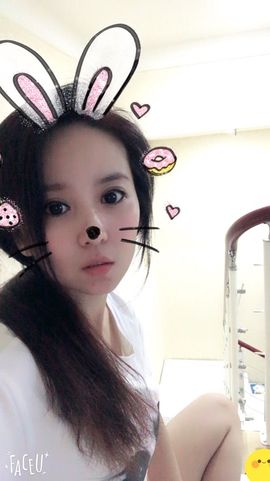 魅丽晴儿主播照片
