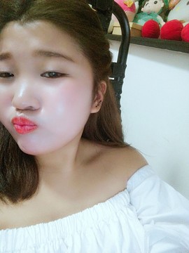 @没人爱的凡宝“主播照片