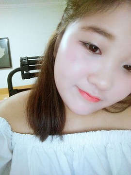 @没人爱的凡宝“主播照片