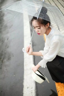 莹小喵❤小笨蛋求关注主播照片