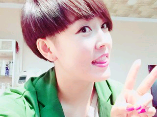 老实人zr的主播照片